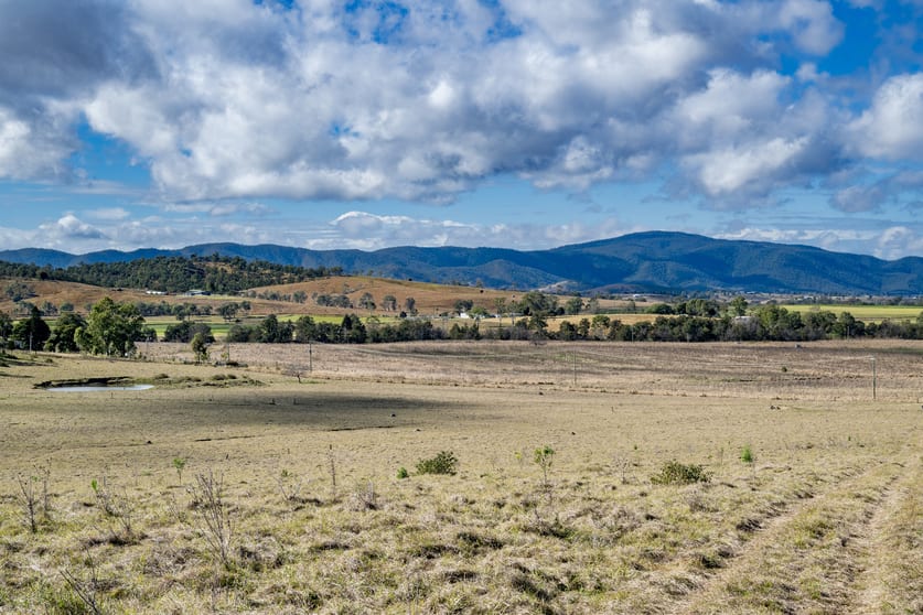 Click to view all images 53 Seibs Road Scrub Creek QLD 4313 - Image 2