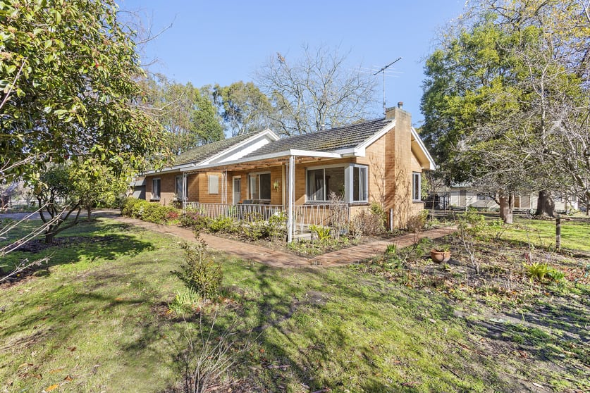 Click to view all images 273 Stumpy Gully Road Balnarring VIC 3926 - Image 2
