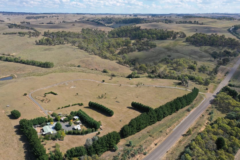 Click to view all images 1379 Laggan-Taralga Road Laggan NSW 2583 - Image 1