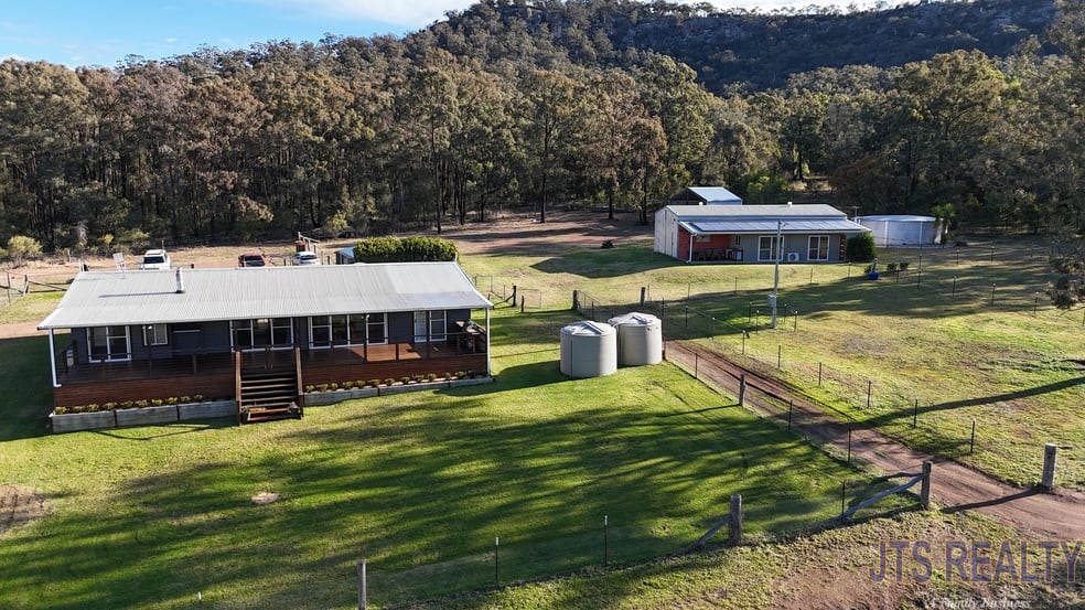 Click to view all images 22 Pine Ridge Row Denman NSW 2328 - Image 1