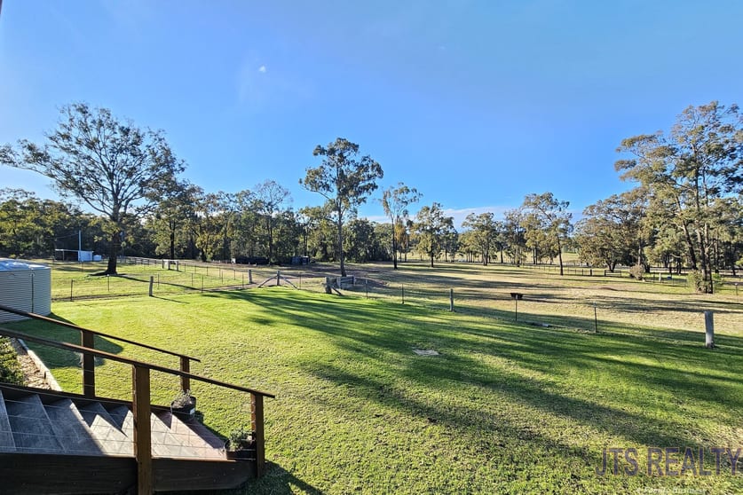 Click to view all images 22 Pine Ridge Row Denman NSW 2328 - Image 2