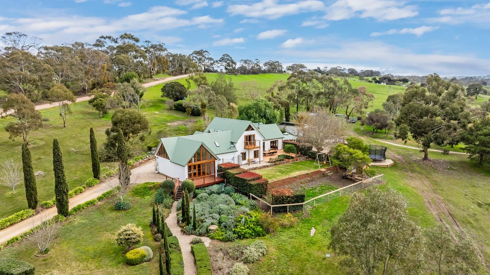 Click to view all images 219 Ironstone Range Road Petwood SA 5252 - Image 1