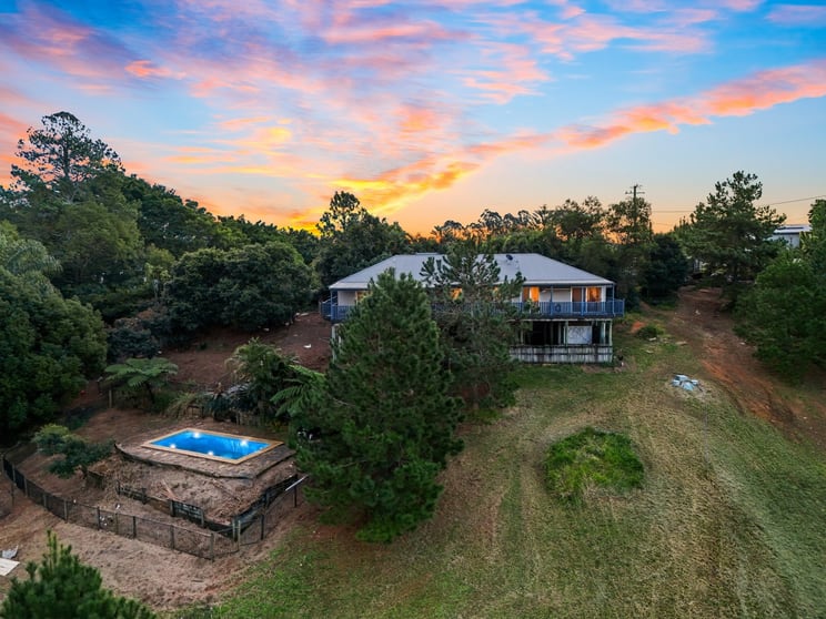 Click to view all images 50 Kiel Mountain Road Woombye QLD 4559 - Image 3