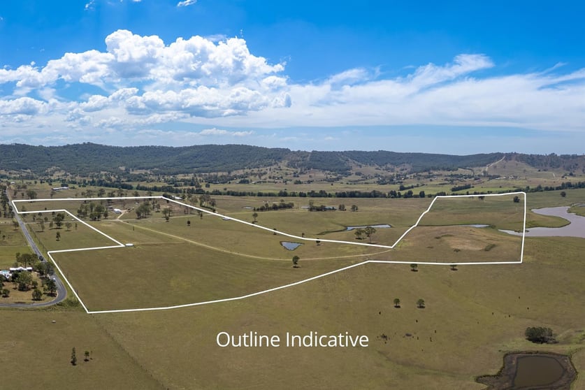 Click to view all images 642 Anambah Road Gosforth NSW 2320 - Image 2