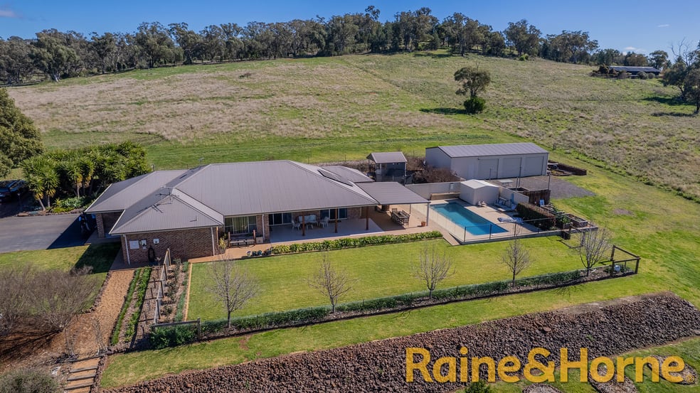 Click to view all images 3L Hickeys Road Dubbo NSW 2830 - Image 2