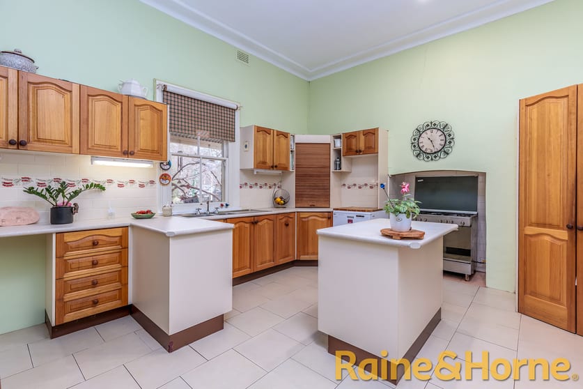 Click to view all images 18 Westella Road Geurie NSW 2818 - Image 3