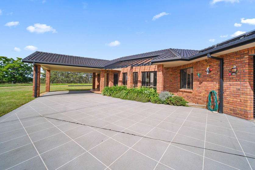 Click to view all images Wingham NSW 2429 - Image 2