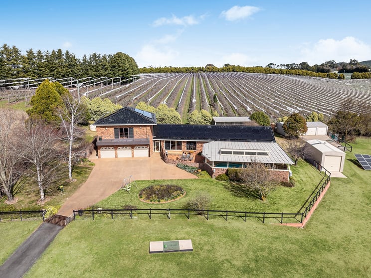 Click to view all images 19 Wallace Lane Orange NSW 2800 - Image 1