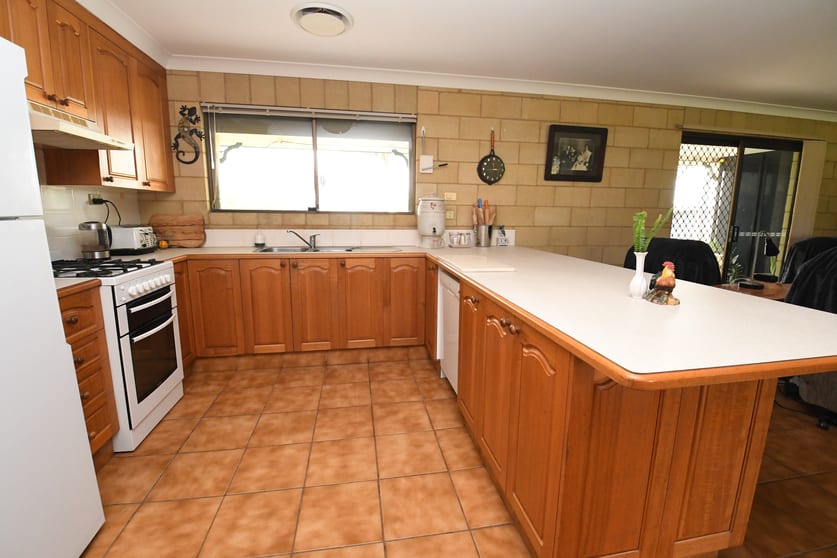 Click to view all images 520 West Road Coominya QLD 4311 - Image 2
