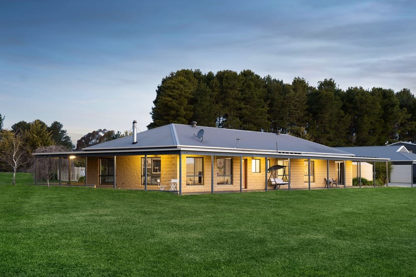 59 Berry Mine Lane Creswick VIC 3363 - Image 2