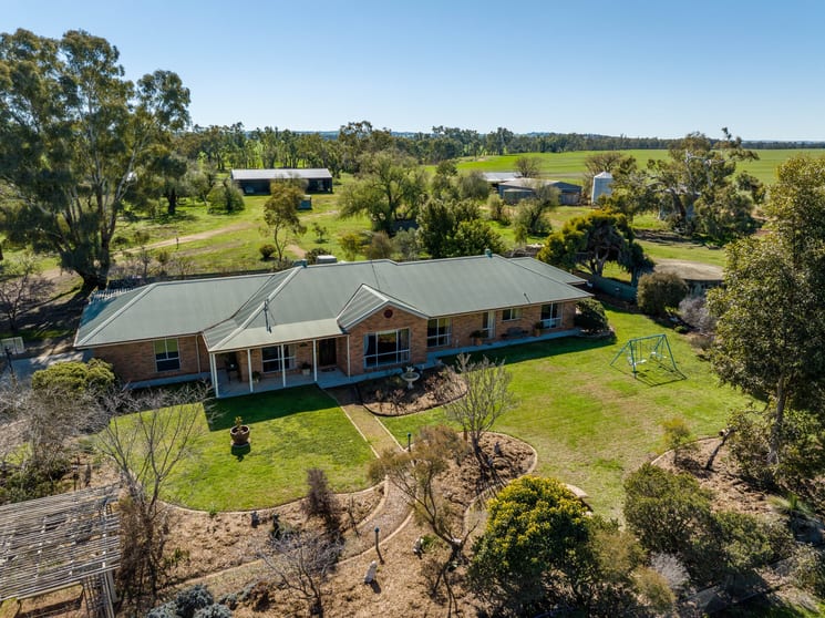 Click to view all images 166 Mathews Road Downside NSW 2650 - Image 2
