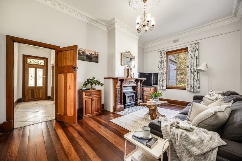 Click to view all images 270 Bull Creek Road Paris Creek SA 5201 - Image 2