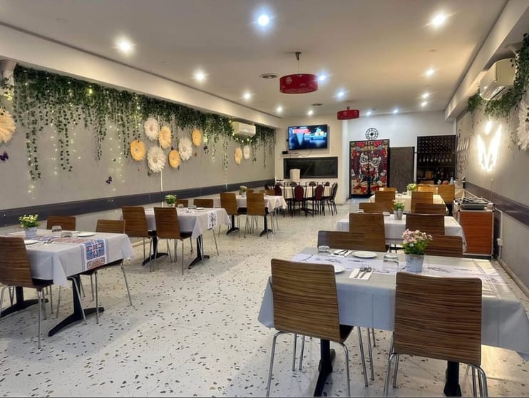 Click to view all images Food, Beverage & Hospitality business for sale in Mentone - Image 1