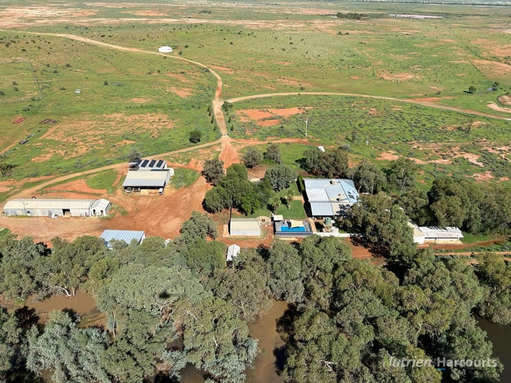 Click to view all images * Kayrunnera Station, 1944 Kayrunnera Road Mutawintji NSW 2880 - Image 1