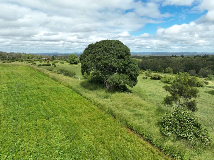 Click to view all images 34 Bellottis Road Oakdale QLD 4605 - Image 1