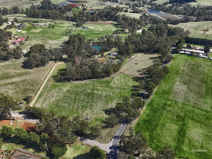 Click to view all images 50 Wandin Creek Road Wandin East VIC 3139 - Image 3