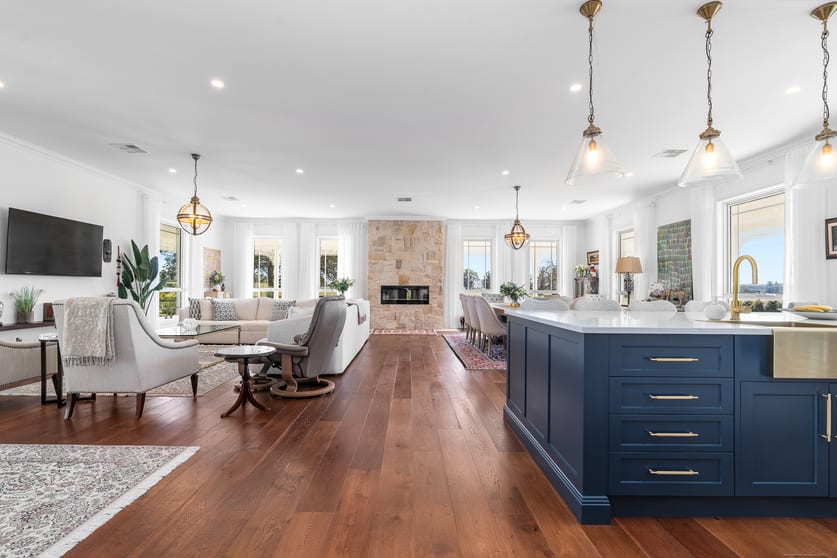 Click to view all images 37 Beaumah Road Orange NSW 2800 - Image 3