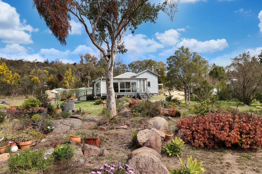 Click to view all images 265 Townsend Road Glen Aplin QLD 4381 - Image 2