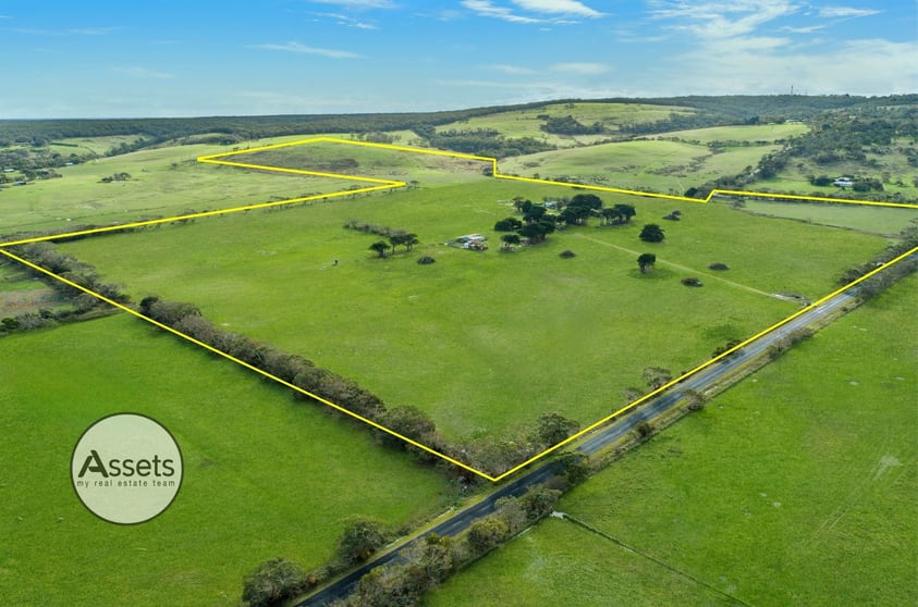 Click to view all images 143 Whistlers & Masons Road Narrawong VIC 3285 - Image 1