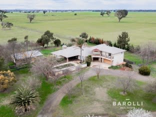 Click to view all images 265 Zeerust Road Zeerust VIC 3634 - Image 1