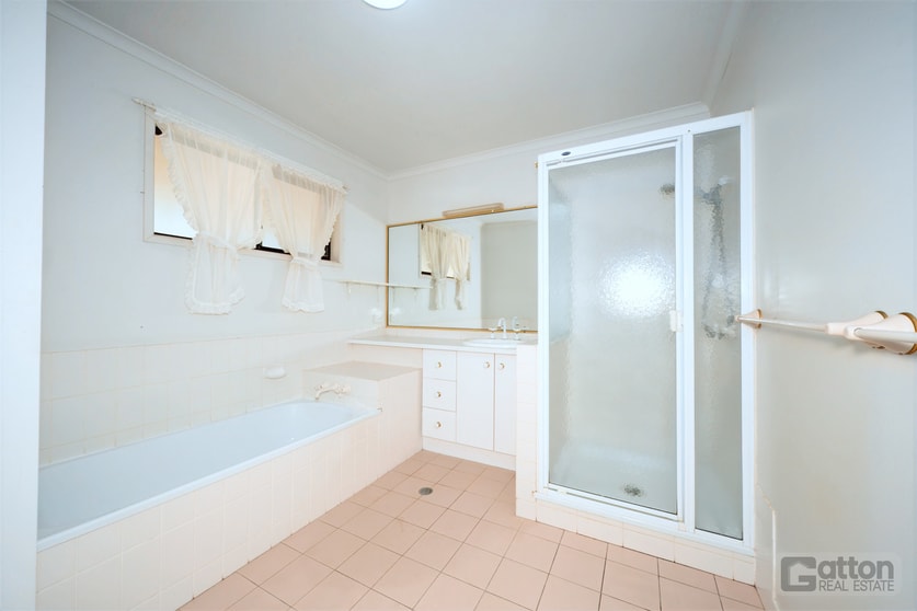 Click to view all images 226 Grantham Winwill Road Winwill QLD 4347 - Image 3