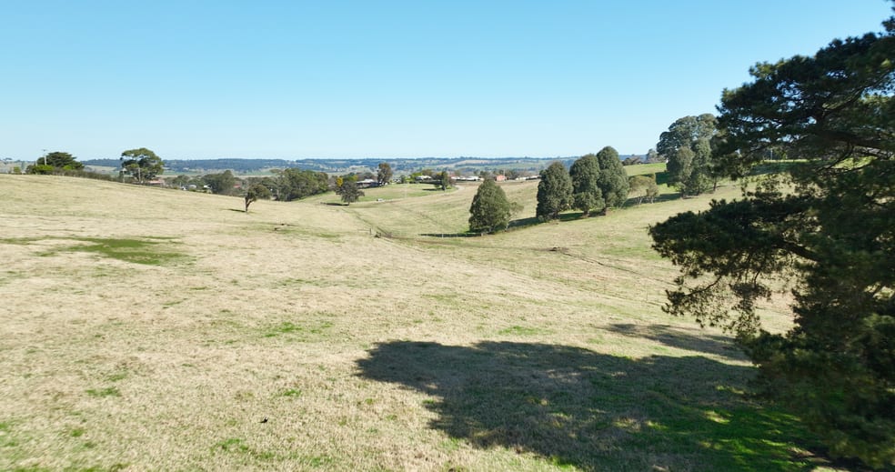 Click to view all images 19 Chambers Road Bruthen VIC 3885 - Image 2
