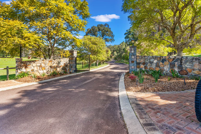 Dwellingup WA 6213 - Image 2