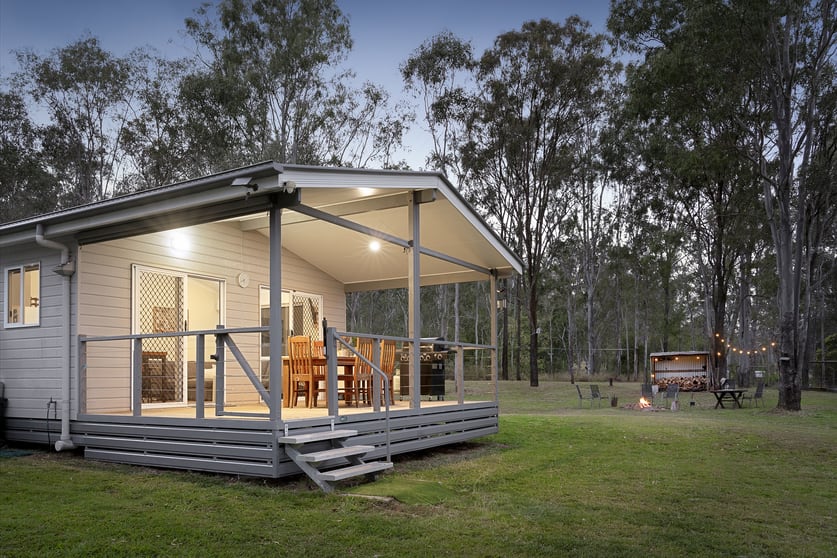 Click to view all images 198 Mount Flinders Road Peak Crossing QLD 4306 - Image 2