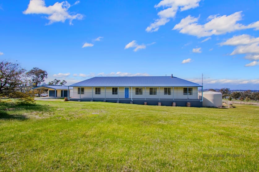 Click to view all images 442 Wargeila Road Yass NSW 2582 - Image 2