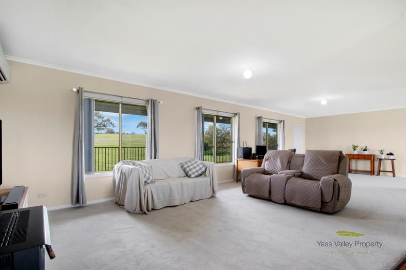 Click to view all images 442 Wargeila Road Yass NSW 2582 - Image 3