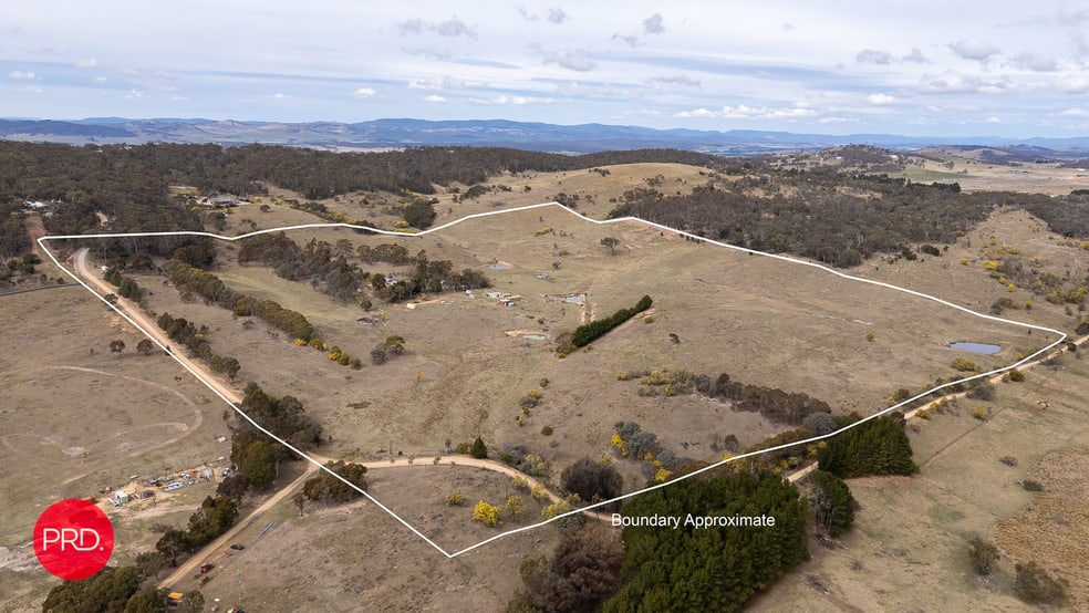 Click to view all images 135 The Mountain Road Bungendore NSW 2621 - Image 2