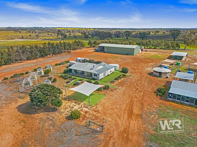 Click to view all images 261 Hale Road Beaufort River WA 6394 - Image 1