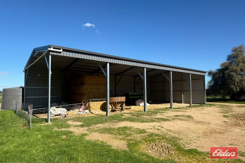 Click to view all images 1683 ODEA Odea Road Echuca VIC 3564 - Image 3