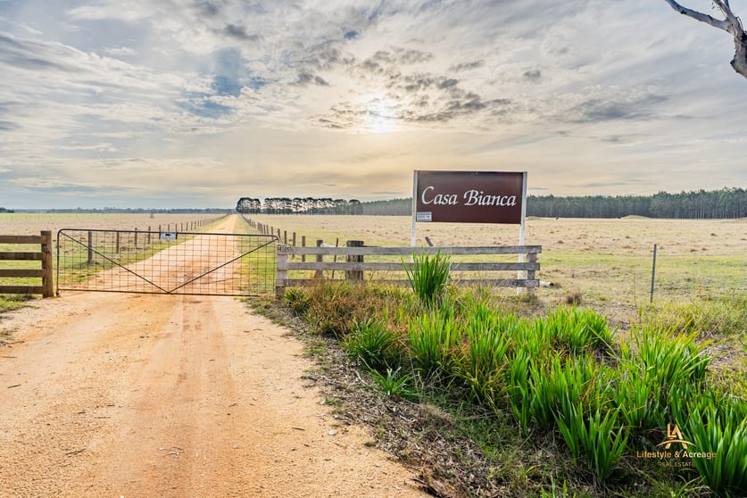 Click to view all images 4105 SOUTH GIPPSLAND HIGHWAY Giffard West VIC 3851 - Image 1