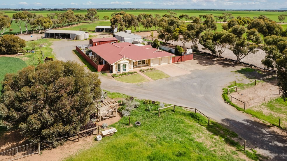 Click to view all images 3297 Traeger Rd Balaklava SA 5461 - Image 1