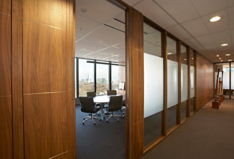 V2070 . Melbourne VIC 3000 - Image 3