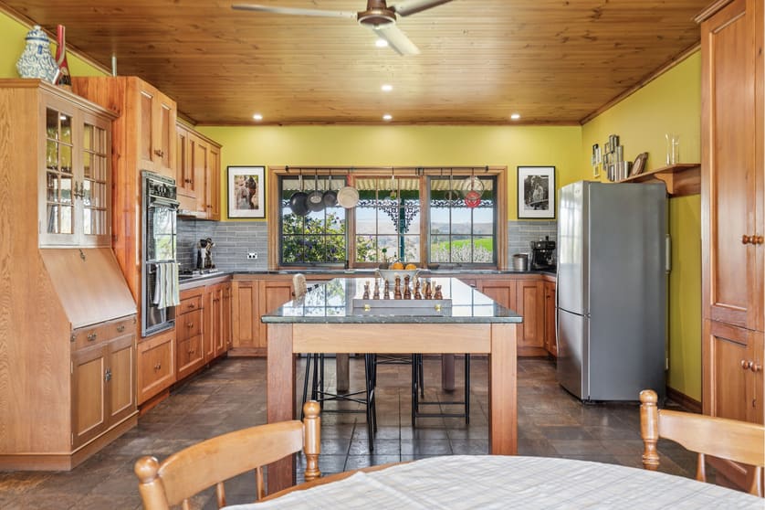 Click to view all images 6039 Main South Road Yankalilla SA 5203 - Image 3