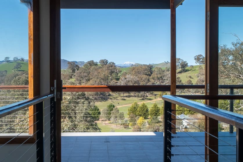 Click to view all images 31 Johanna Rise Howes Creek VIC 3723 - Image 3