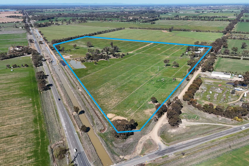 Click to view all images 1000 Minchin Road Mooroopna North VIC 3629 - Image 2