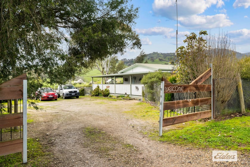 553 Sandy Creek Road Sandy Creek VIC 3695 - Image 2