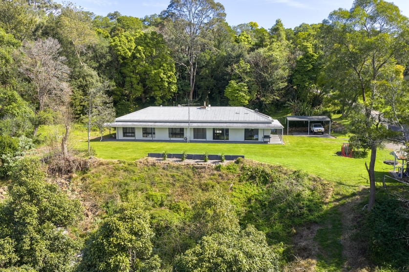 Click to view all images 40 Tomlins Road Broughton Village NSW 2534 - Image 3