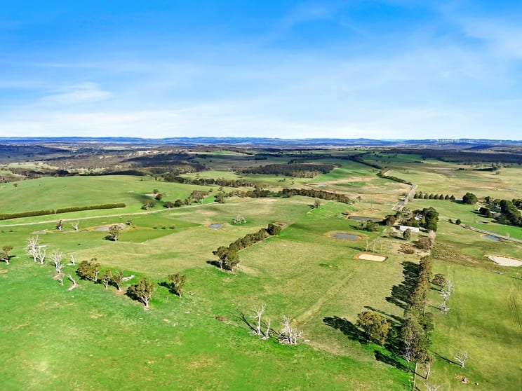 Click to view all images 214 Gurrundah Road Gurrundah NSW 2581 - Image 1