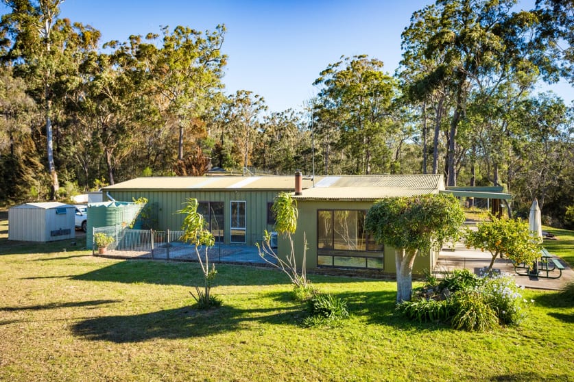 Click to view all images 950 Wagonga Scenic Drive Narooma NSW 2546 - Image 3