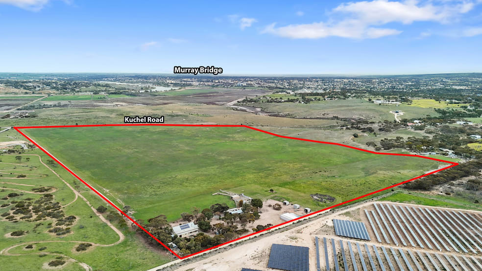 Click to view all images 167 Kuchel Road Murray Bridge SA 5253 - Image 2