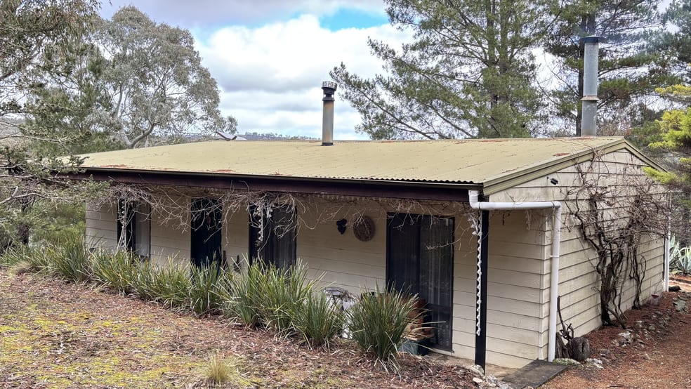 Click to view all images 269 The Glen Road Jerrong NSW 2580 - Image 2