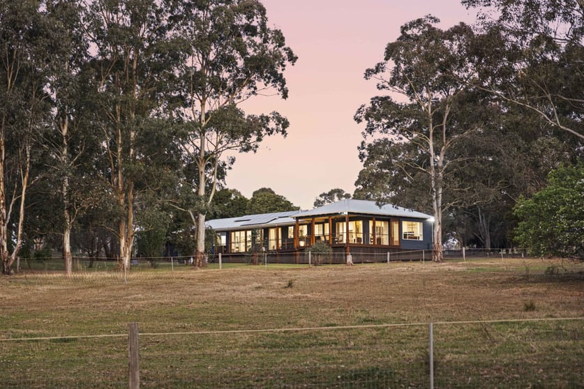 63 Erbacher Road Hampton QLD 4352 - Image 2