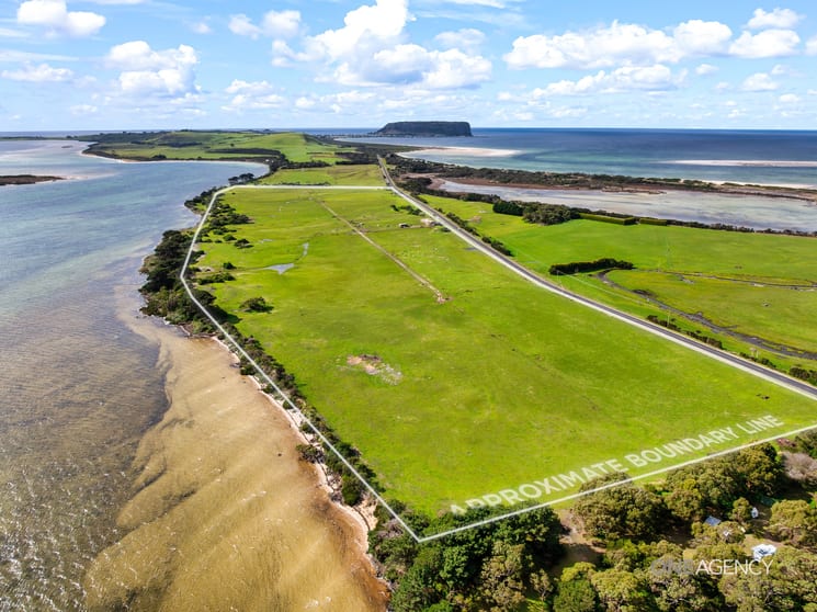 Click to view all images 151 Stanley Highway Stanley TAS 7331 - Image 1