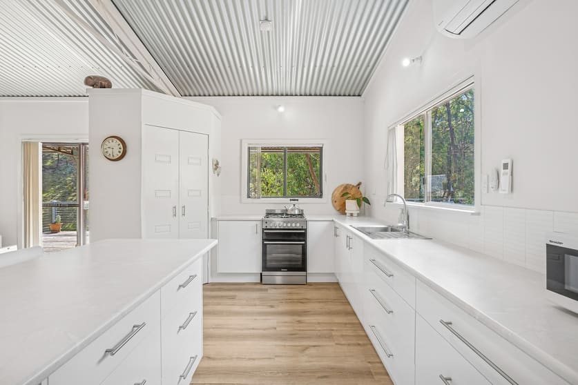 Click to view all images 55 Peach Tree Lane Mudgee NSW 2850 - Image 3