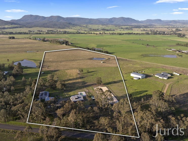 Click to view all images 448 Standen Drive Lower Belford NSW 2335 - Image 2