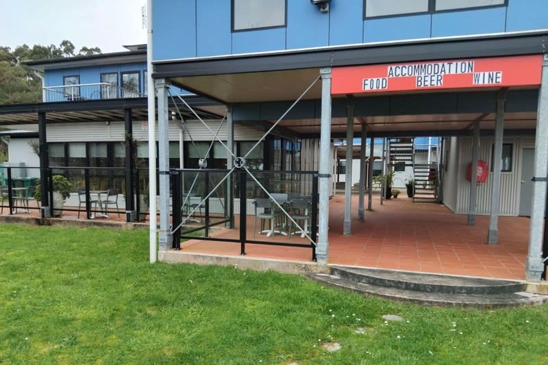 Click to view all images 1a Bay Street Strahan TAS 7468 - Image 3